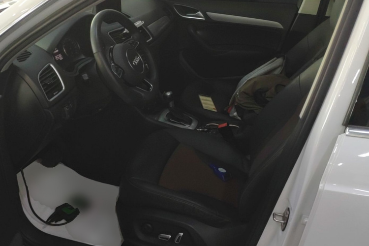 Audi Q3 2019 #15 Audi Q3 2019 car image #15