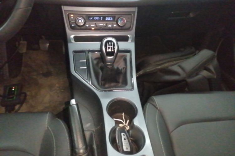 GEELY Emgrand 2019 #18 GEELY Emgrand 2019 car image #18