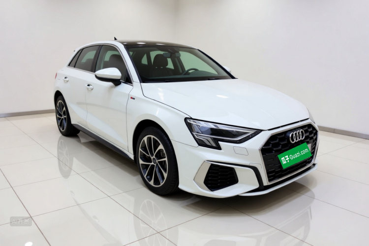 Audi A3 2022 immagine di auto #4