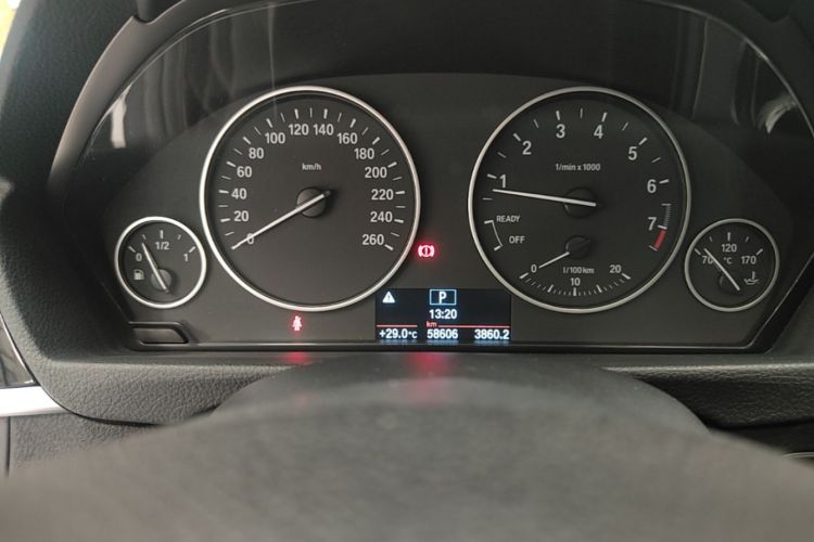 BMW 3 Series 2017 #12 BMW 3 Series 2017 car image #12