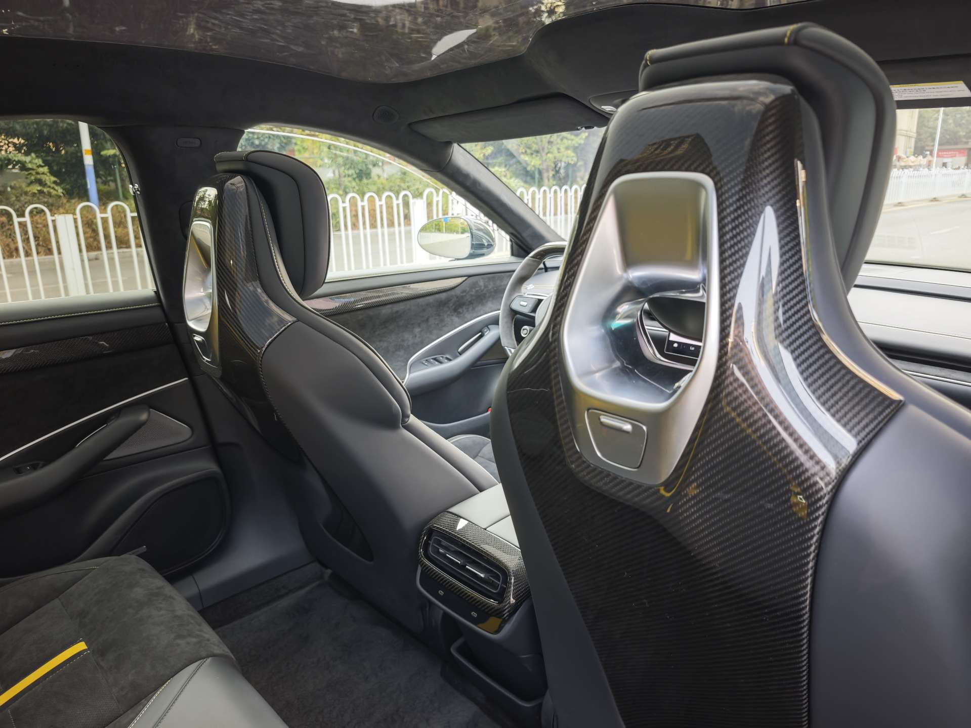 MI SU7 Ultra 2025 #10 MI SU7 Ultra 2025 car image #10