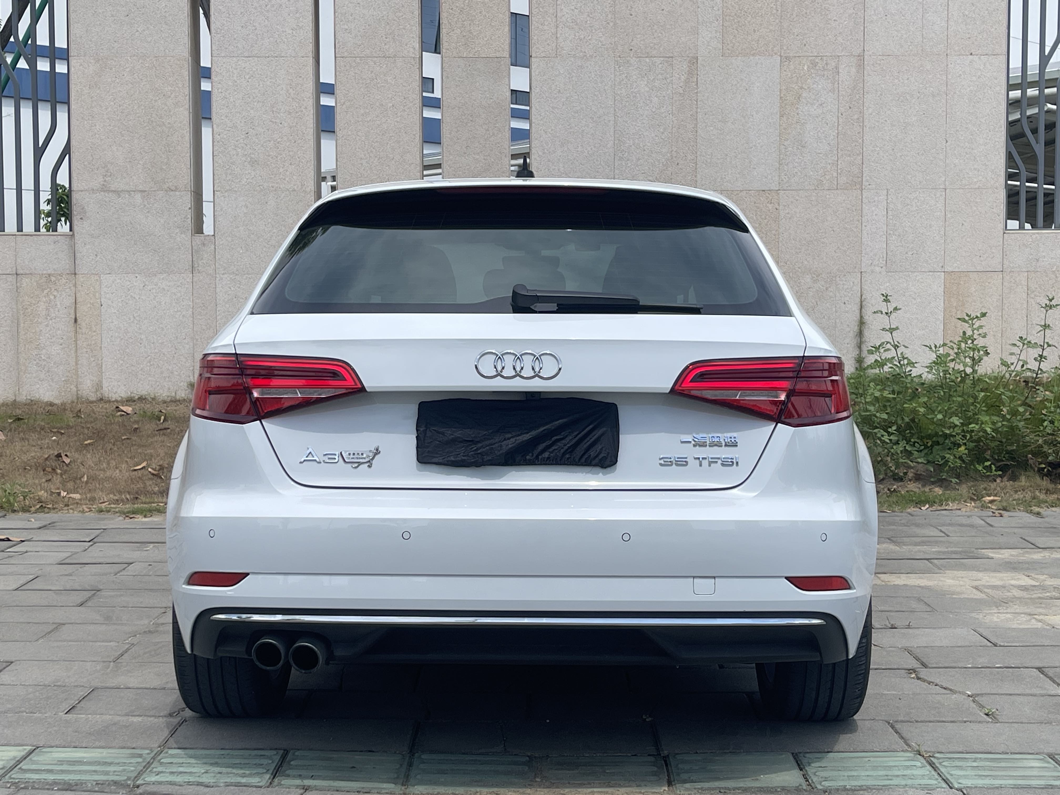 Audi A3 2019 car image #14