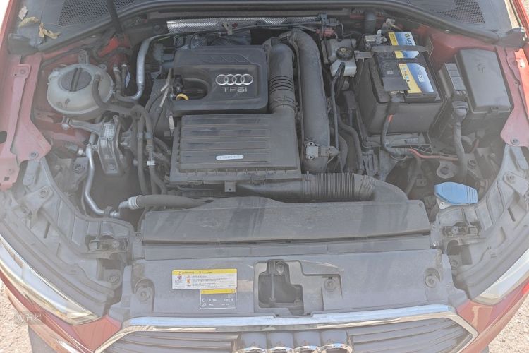 Audi A3 2018 car image #22