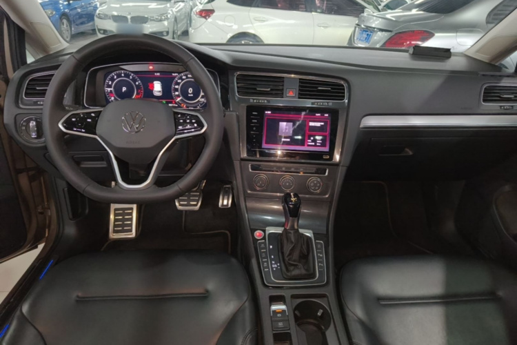 Volkswagen Golf 2018 #11 Volkswagen Golf 2018 car image #11