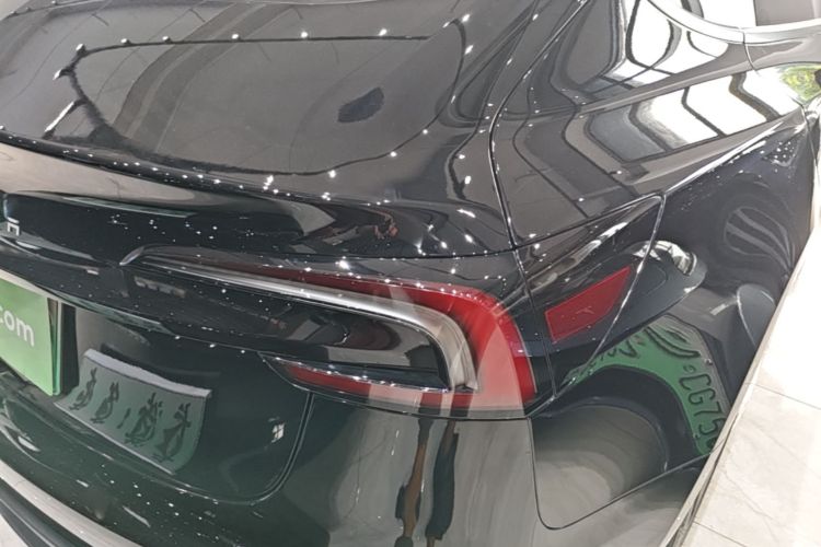 Tesla Model 3 2023 car image #8