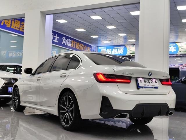 BMW 3 Series 2023 car image #9
