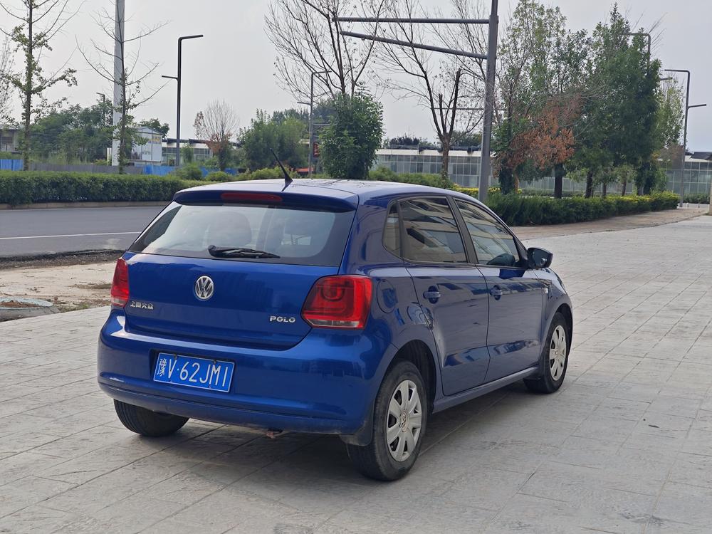 Volkswagen Polo 2013 #7 Volkswagen Polo 2013 car image #7
