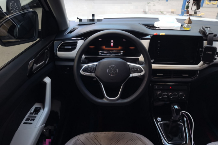 Volkswagen Tharu 2025 #15 Volkswagen Tharu 2025 car image #15