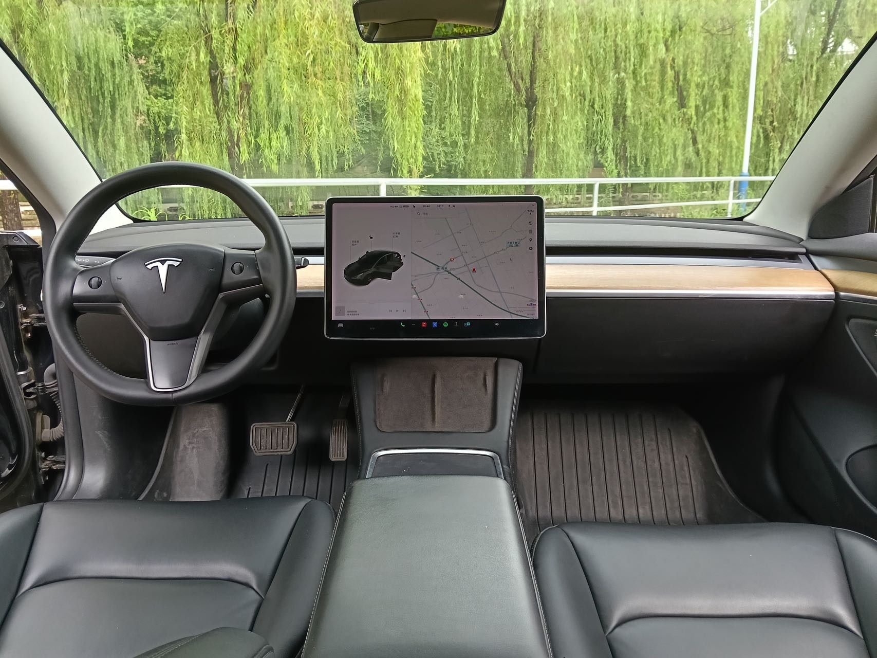 Tesla Model 3 2025 car image #8