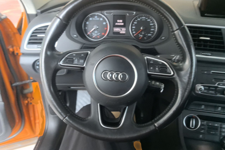 Audi Q3 2017 immagine di auto #11