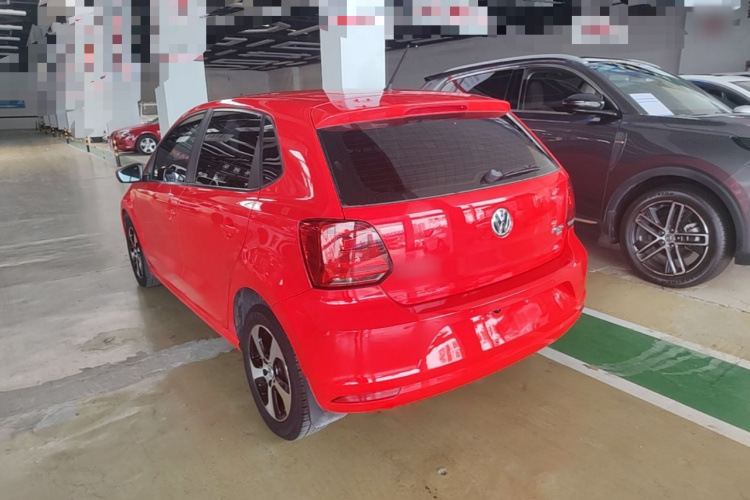 Volkswagen Polo 2016 car image #5