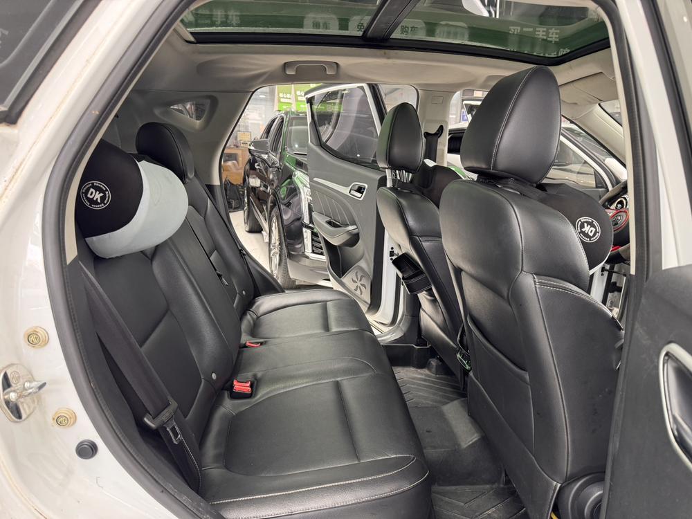 MG ZS 2017 #26 MG ZS 2017 car image #26
