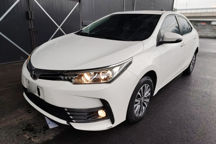 Toyota Corolla 2018 #2 Toyota Corolla 2018 car image #2