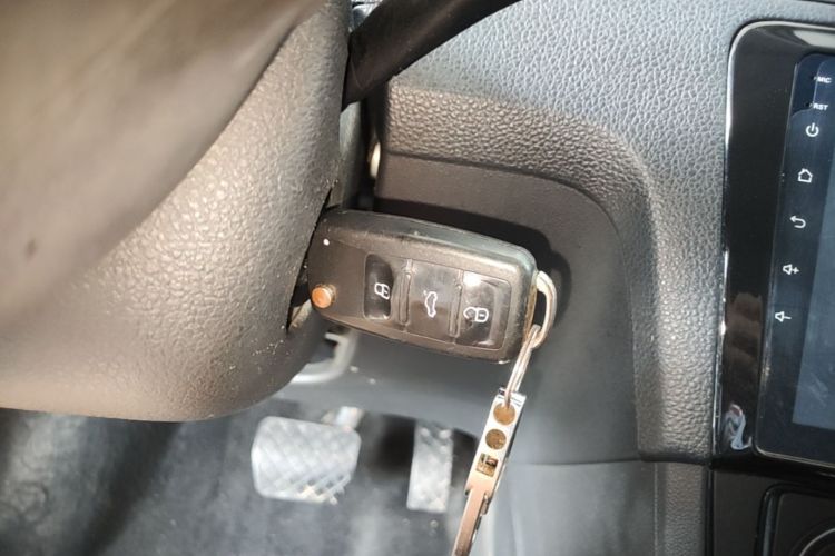 Volkswagen Santana 2018 #14 Volkswagen Santana 2018 car image #14