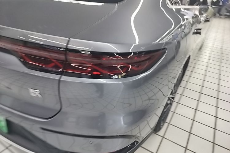 BYD Han 2023 image de voiture #8
