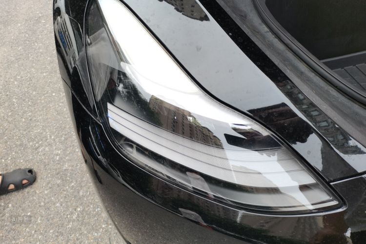 Tesla Model Y 2021 car image #8