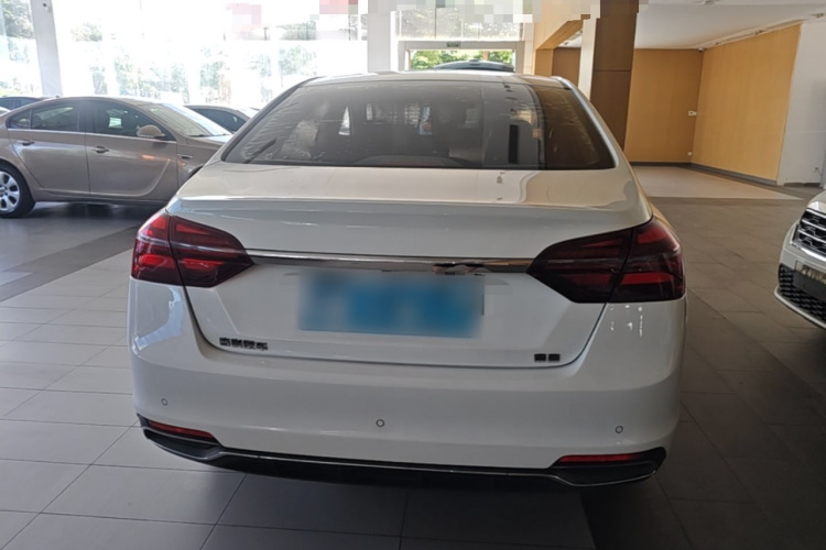GEELY Emgrand 2020 #6 GEELY Emgrand 2020 car image #6