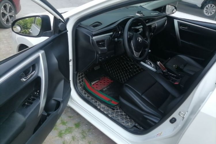 Toyota Corolla 2017 car image #12