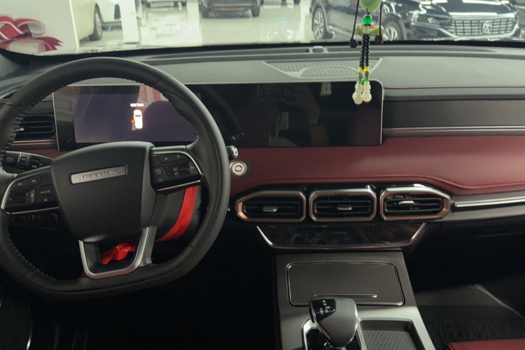 Jetour X70 PLUS 2023 car image #11