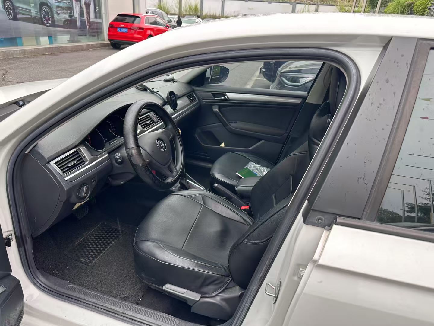 Volkswagen Bora 2021 imagen de coche #3