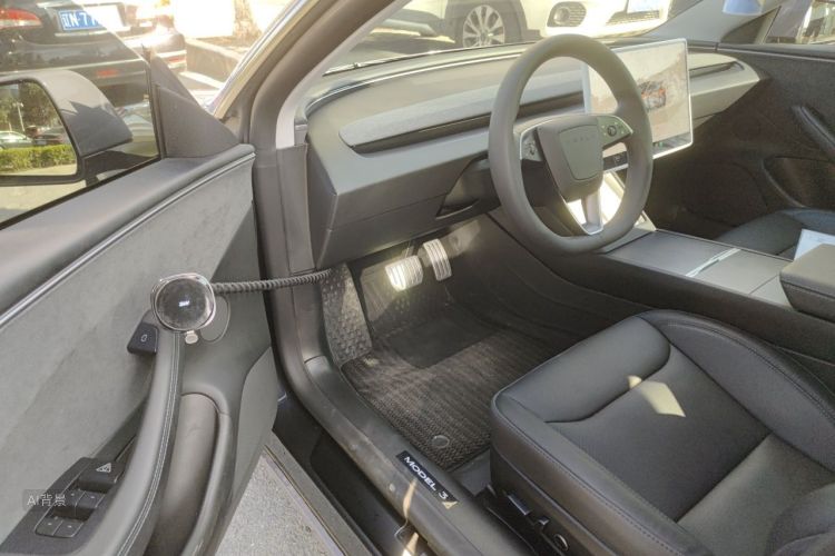 Tesla Model 3 2025 #18 Tesla Model 3 2025 car image #18
