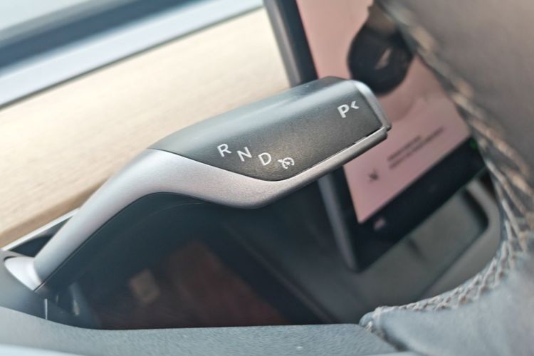 Tesla Model 3 2023 #14 Tesla Model 3 2023 car image #14