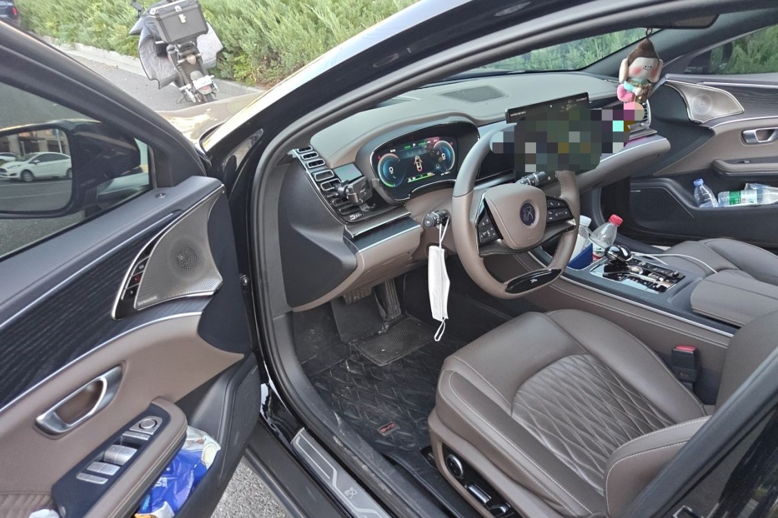BYD Han 2023 #24 BYD Han 2023 изображение автомобиля #24