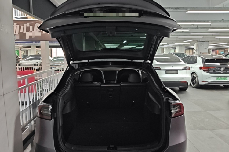 Tesla Model Y 2021 #19 Tesla Model Y 2021 car image #19