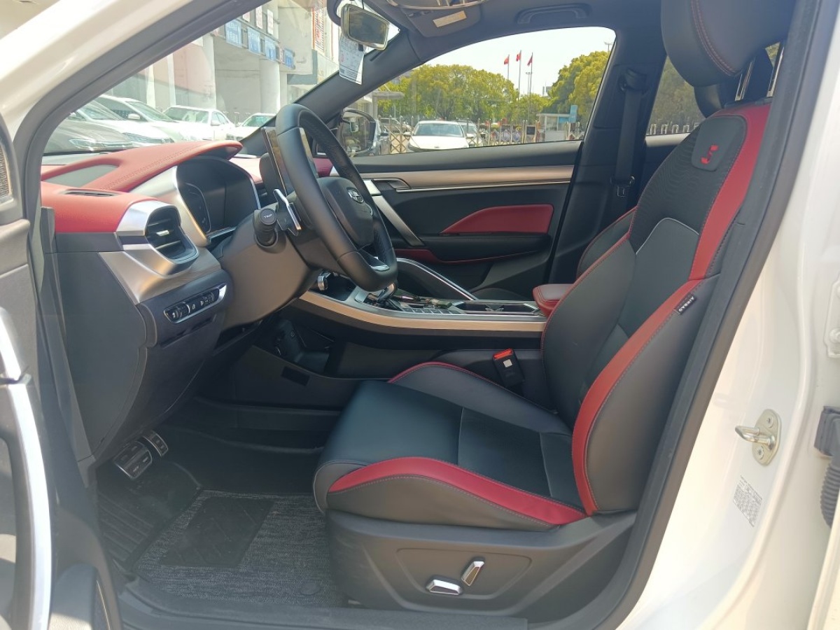 GEELY Coolray 2020 #2 GEELY Coolray 2020 car image #2