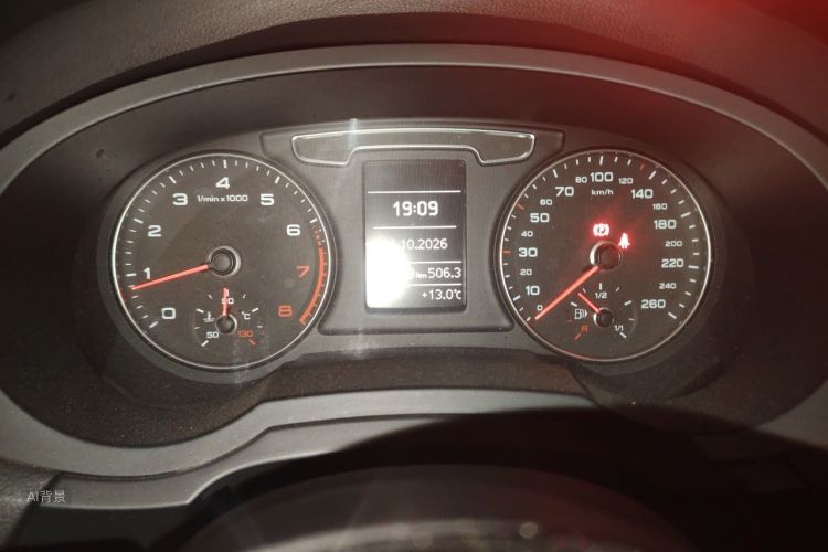 Audi Q3 2018 #13 Audi Q3 2018 car image #13