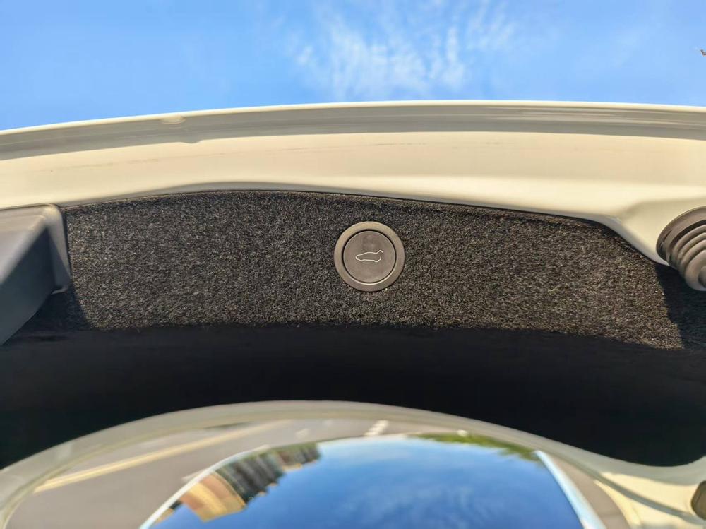Tesla Model 3 2024 #9 Tesla Model 3 2024 car image #9