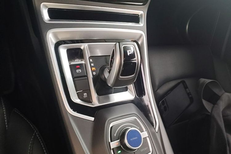 GEELY Emgrand New Energy 2019 #14 GEELY Emgrand New Energy 2019 car image #14