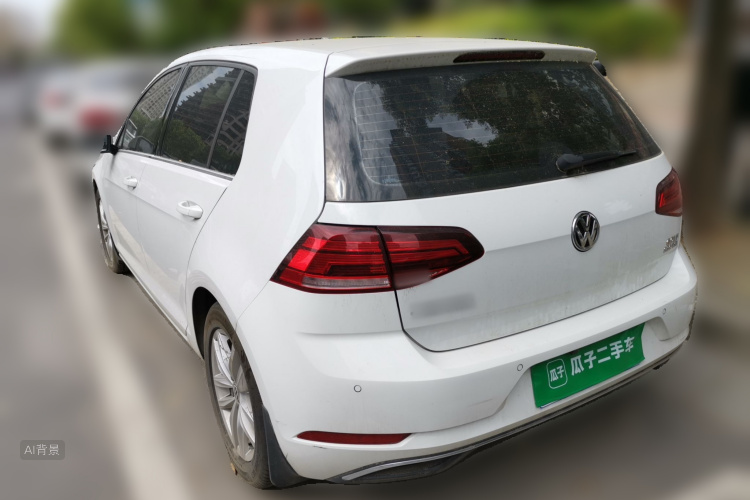 Volkswagen Golf 2018 car image #5