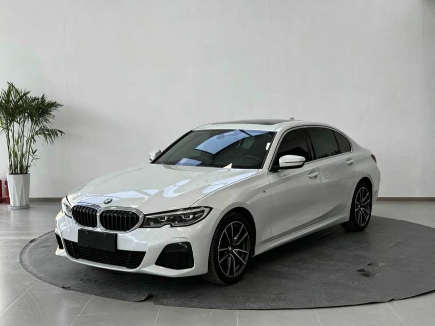 BMW 3 Series 2022 car image 