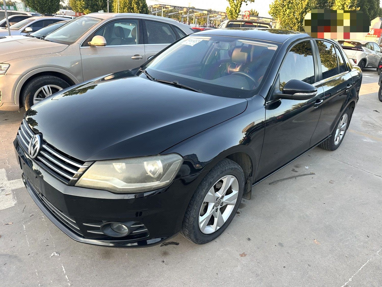 Volkswagen Bora 2015 car image 
