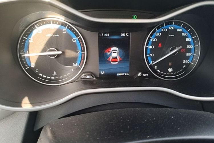 GEELY Emgrand 2020 #14 GEELY Emgrand 2020 car image #14