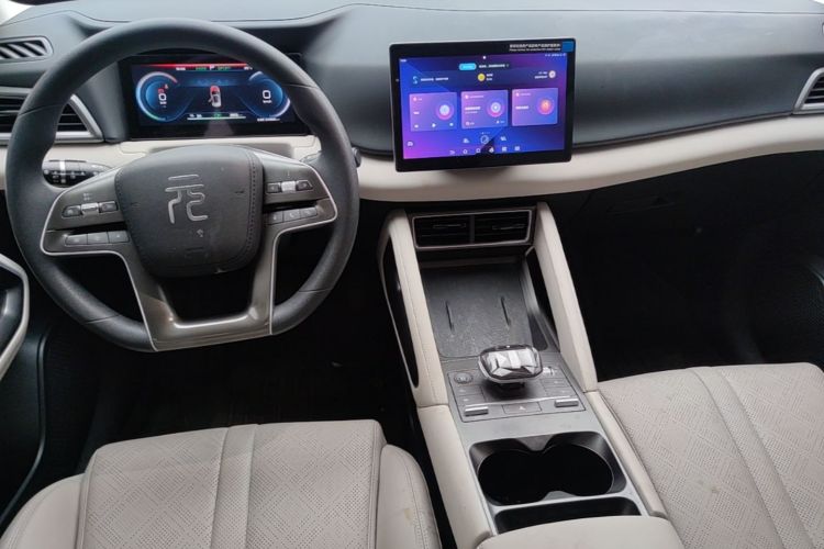 BYD YuanUP 2024 #17 BYD YuanUP 2024 immagine di auto #17