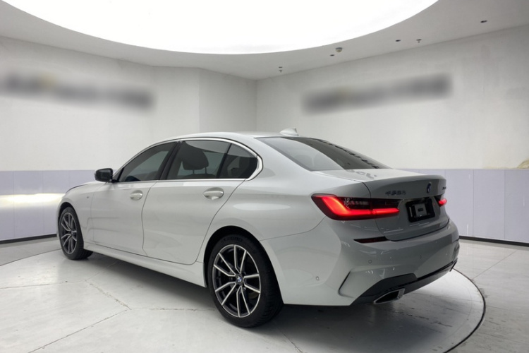 BMW 3 Series 2020 #6 BMW 3 Series 2020 car image #6
