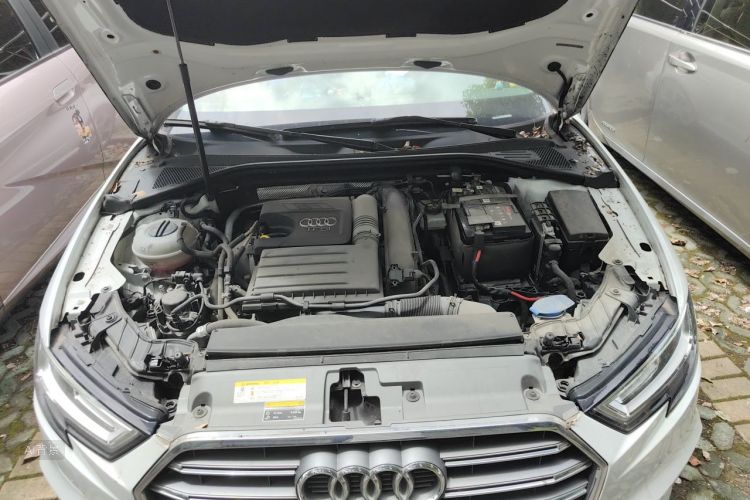 Audi A3 2019 car image #22