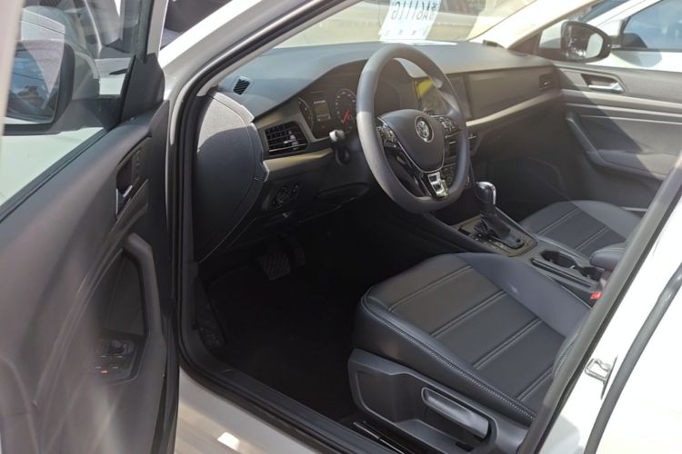 Volkswagen Lavida 2019 #16 Volkswagen Lavida 2019 car image #16