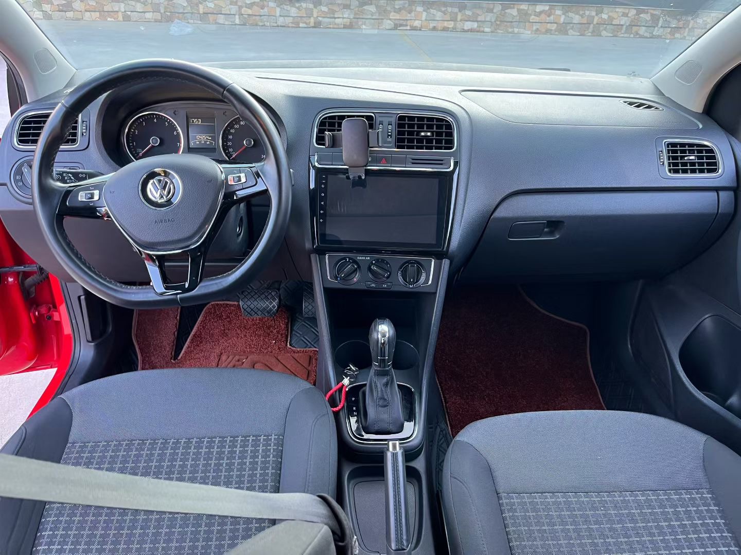 Volkswagen Polo 2017 صورة سيارة #7