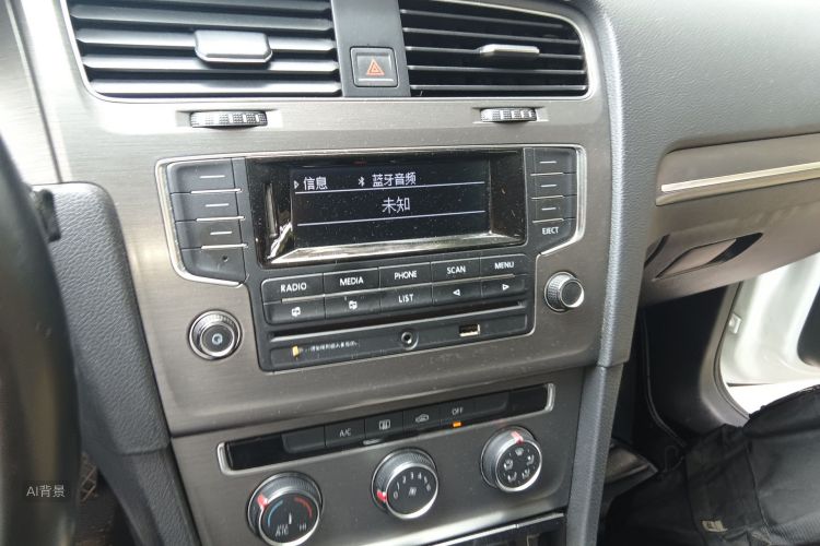 Volkswagen Golf 2015 imagen de coche #15