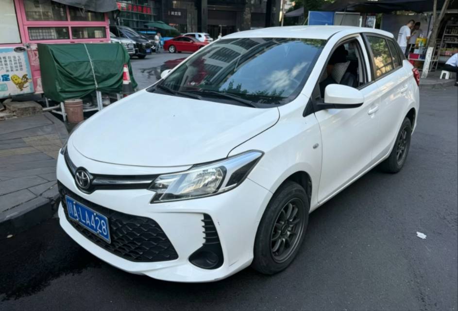 Toyota Vios FS 2022 image de voiture 