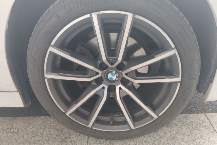 BMW 3 Series 2021 #9 BMW 3 Series 2021 car image #9