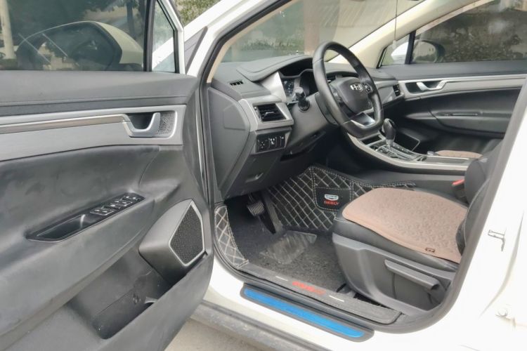 GEELY Emgrand GS 2020 car image #9