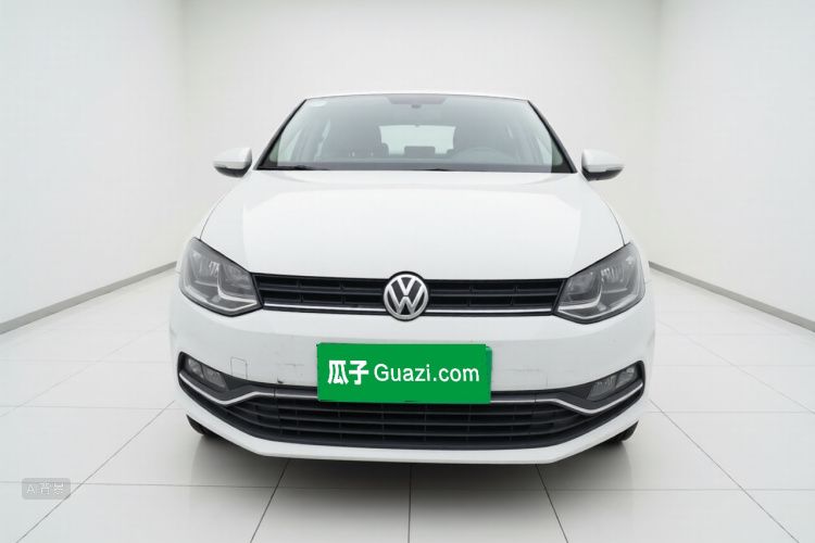 Volkswagen Polo 2016 car image #3