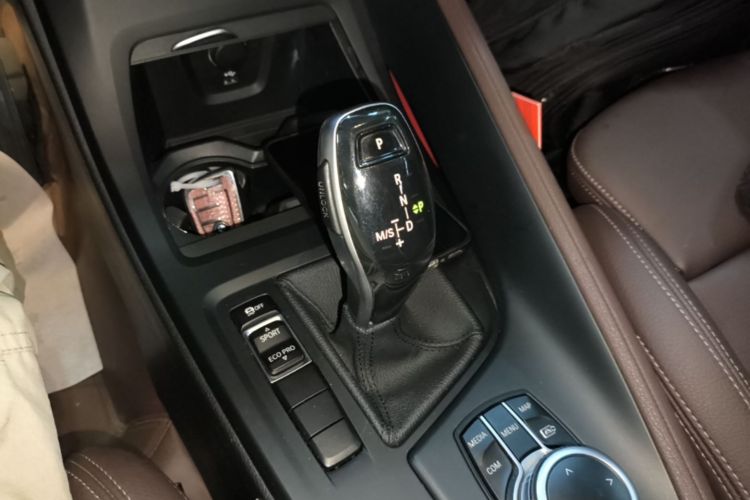 BMW X1 2021 صورة سيارة #14