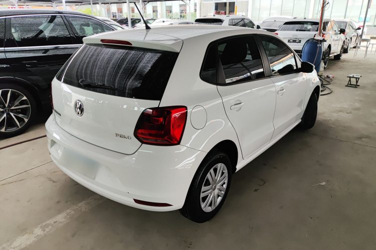Volkswagen Polo 2016 صورة سيارة #5