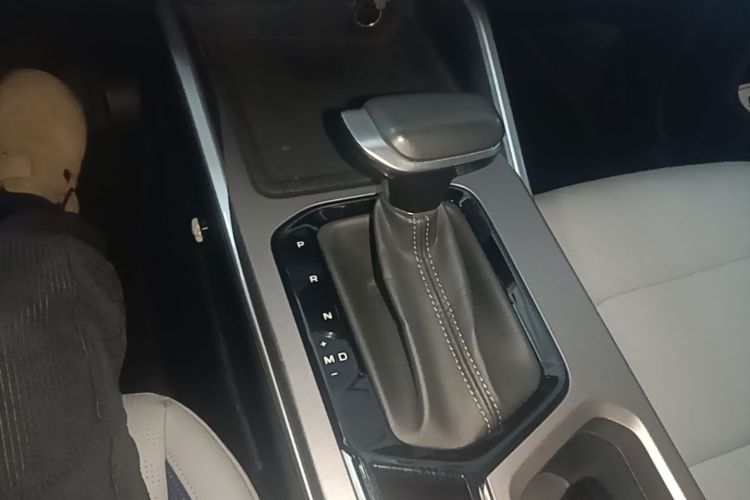 GEELY Emgrand 2022 car image #18