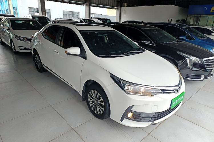 Toyota Corolla 2019 #4 Toyota Corolla 2019 car image #4